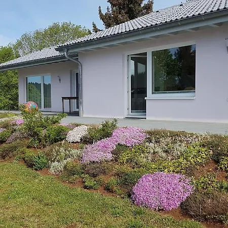 Mit Lichtem 85m² Dom wakacyjny *